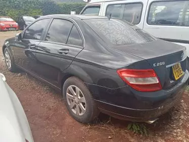 Mercedes-Benz C 200