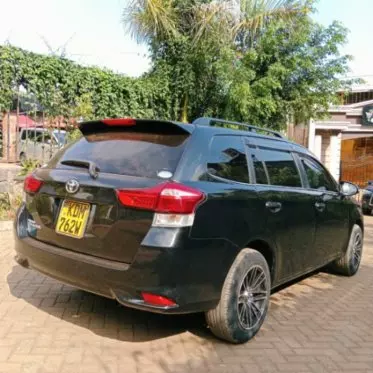 Toyota Fielder hybrid