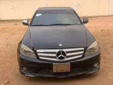 Mercedes-Benz C 300
