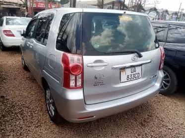 Toyota Raum