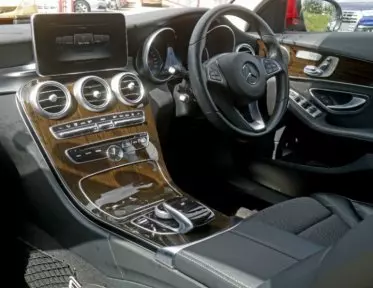 Mercedes-Benz C200