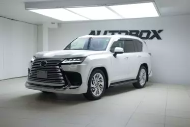 Lexus LX 600