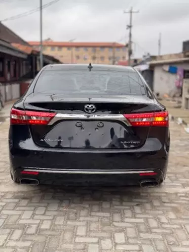 Toyota Avalon