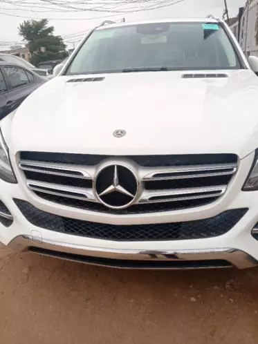 Mercedes-Benz GLE 350