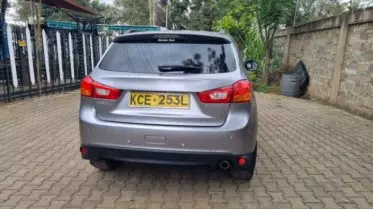 Mitsubishi RVR