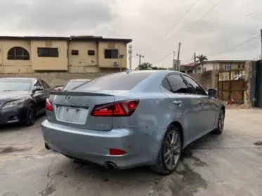 Lexus IS 250