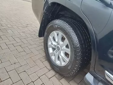 Toyota Land Cruiser V8