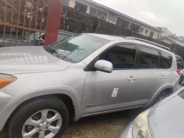 Toyota RAV 4