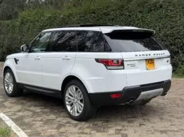 RANGE ROVER HSE LR4