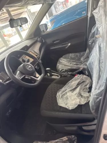 Nissan New Kicks
