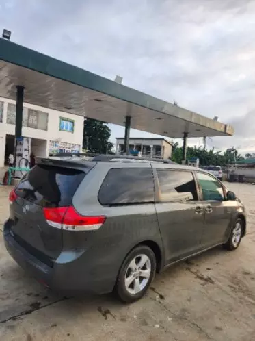 Toyota Sienna
