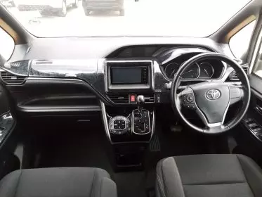 Toyota esquire