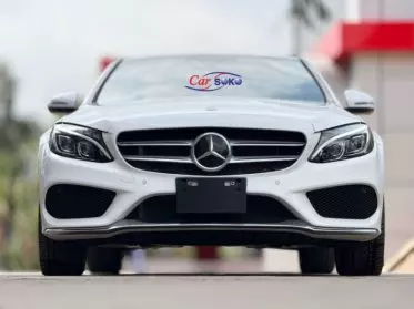 Mercedes-Benz C200