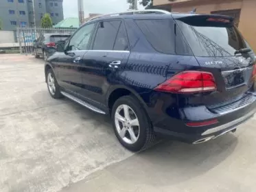 Mercedes-Benz GLE 350