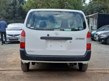 Toyota Succeed