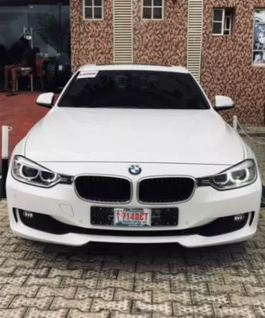 BMW 320i