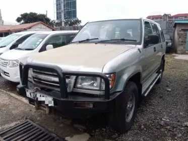 Isuzu Trooper
