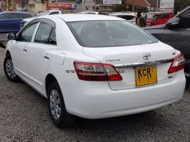 Toyota Premio