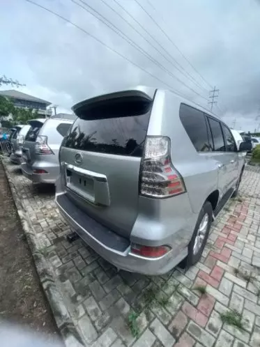 Lexus GX 460
