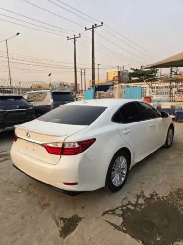 Lexus ES 350