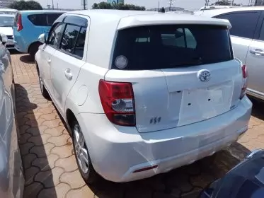 Toyota Ist