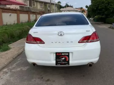 Toyota Avalon