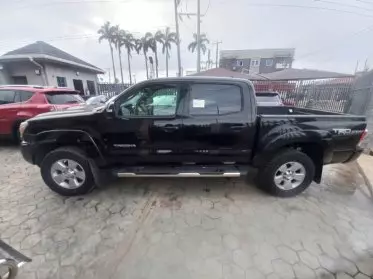 Toyota Tacoma