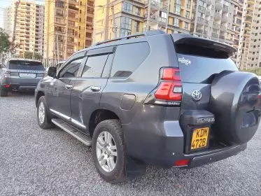 Toyota Land Cruiser Prado VX.L