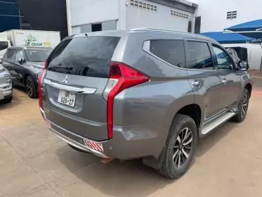 Mitsubishi Pajero Sport