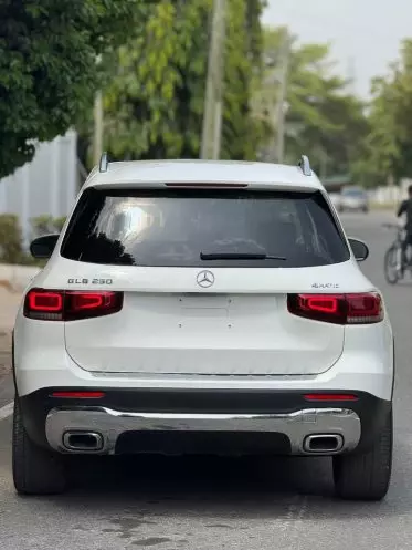 Mercedes-Benz GLB 250