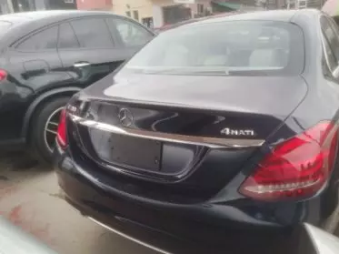 Mercedes-Benz C 300