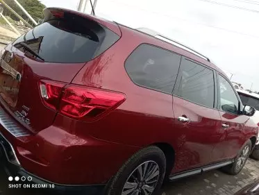 Nissan Pathfinder