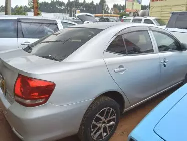 Toyota Premio