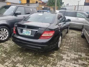 Mercedes-Benz C 300