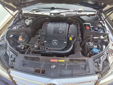 Mercedes-Benz C200