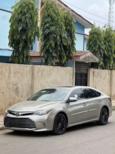 Toyota Avalon