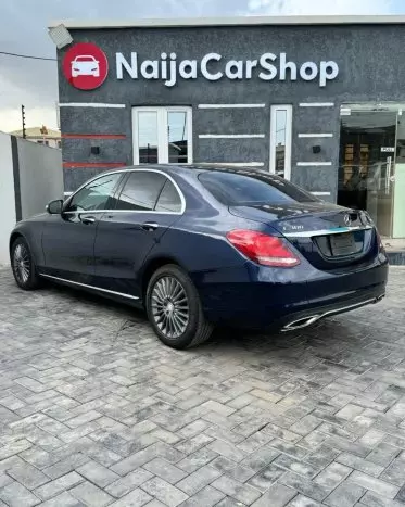 Mercedes-Benz C 300