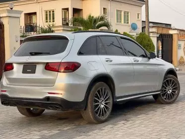 Mercedes-Benz GLC 300