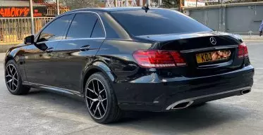 Mercedes-Benz E 250