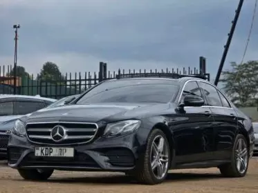 Mercedes-Benz E200