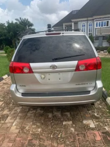 Toyota Sienna
