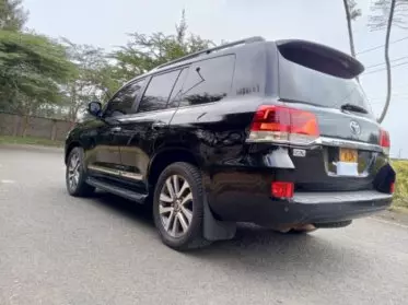 Toyota Landcruiser ZX