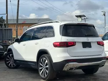 Mercedes-Benz GLB 250