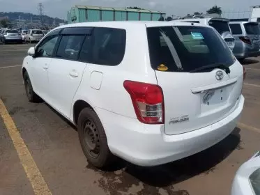 Toyota Fielder 