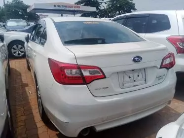 Subaru Legacy B4
