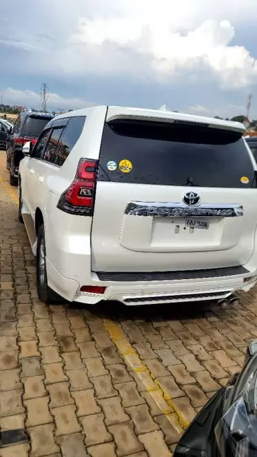Toyota Landcruiser Prado
