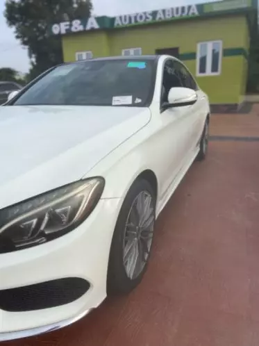 Mercedes-Benz C 400