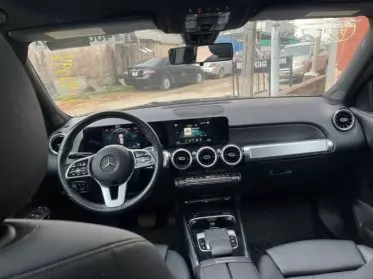 Mercedes-Benz GLB 250