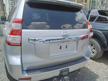 Toyota Landcruiser Prado