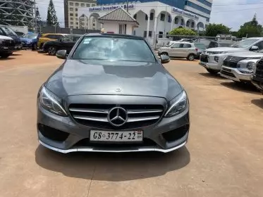Mercedes-Benz C 300